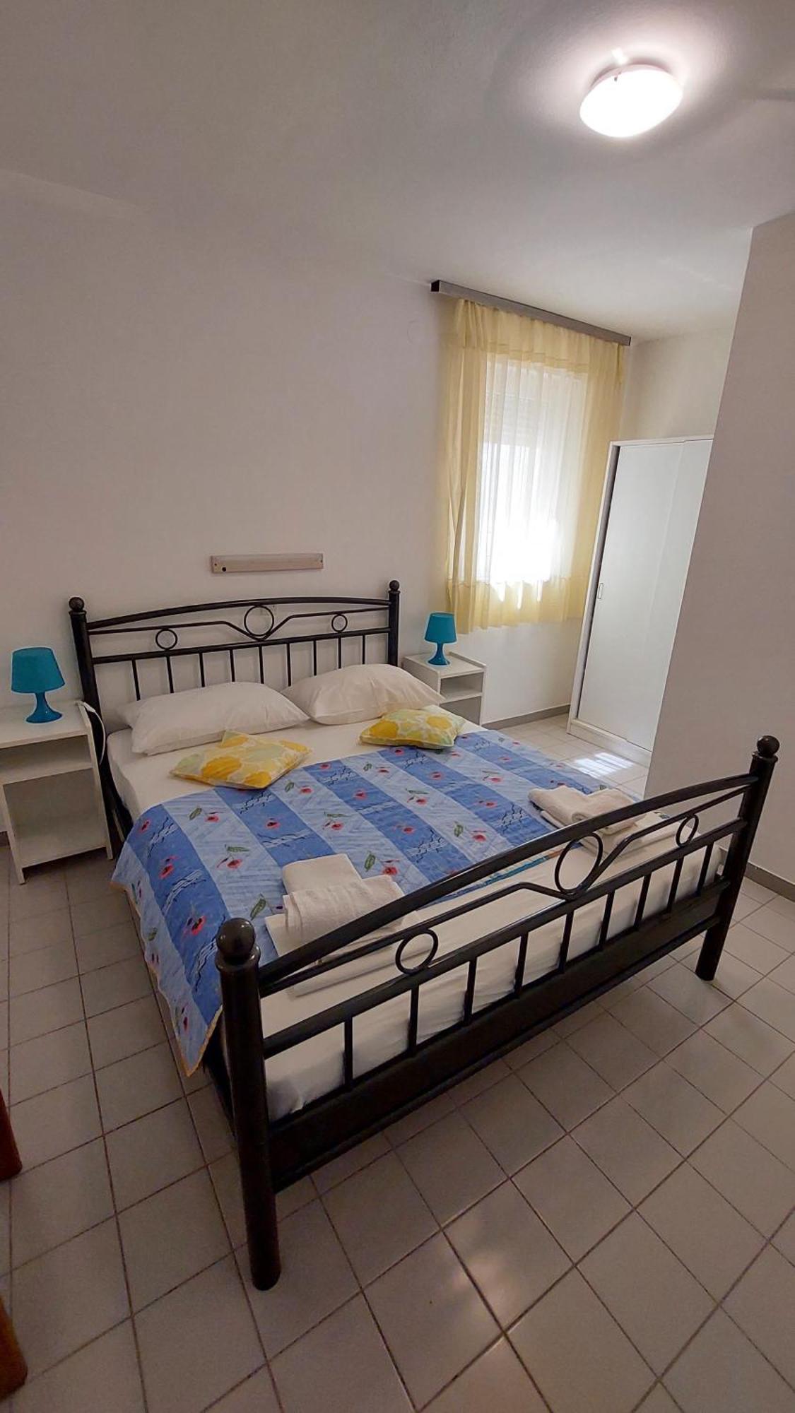 Apartment Olive House Rab Barbat na Rabu Ngoại thất bức ảnh