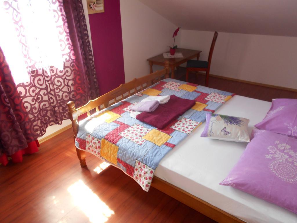 Apartment Olive House Rab Barbat na Rabu Ngoại thất bức ảnh